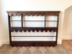 Rustic Pine Wall Mounted Plate Rack with Rope Twist Moulding & Scallop Edges