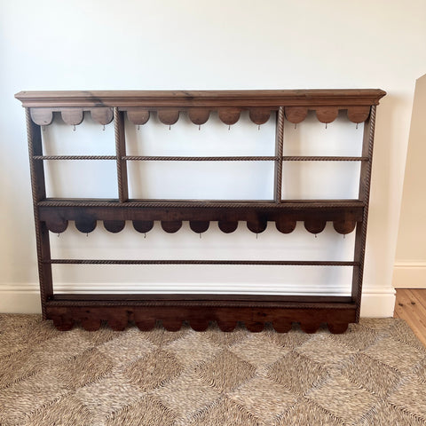 Rustic Pine Wall Mounted Plate Rack with Rope Twist Moulding & Scallop Edges