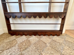 Rustic Pine Wall Mounted Plate Rack with Rope Twist Moulding & Scallop Edges