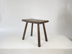 Antique 19th century stool / side table.

Made of solid English oak. Primitive vernacular rustic design.&nbsp;