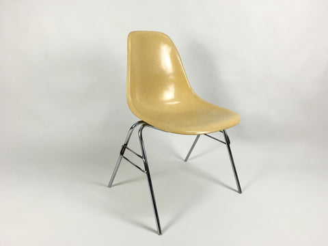 Vintage Eames DSS fibreglass side chairs - Light Ochre