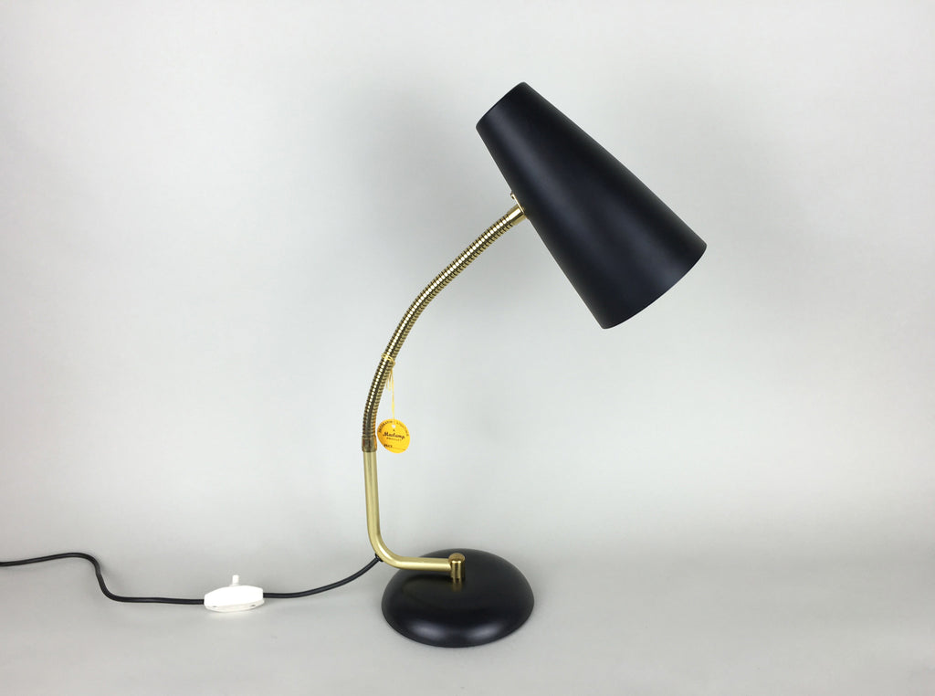 Mid century table lamp by Maclamp - eyespy