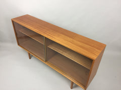 Hilleplan Unit B bookcase by Robin Day for Hille, 1950s - eyespy
