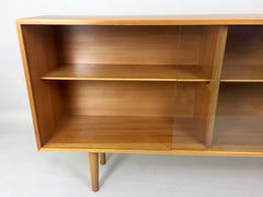 Hilleplan Unit B bookcase by Robin Day for Hille, 1950s - eyespy