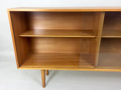 Hilleplan Unit B bookcase by Robin Day for Hille, 1950s - eyespy