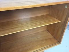 Hilleplan Unit B bookcase by Robin Day for Hille, 1950s - eyespy