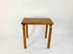 Eyespy - Early production small side table in birch by Alvar Aalto from the 1930s.  Distributed in the UK by Finmar. 