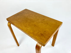 Eyespy - Early production small side table in birch by Alvar Aalto from the 1930s.  Distributed in the UK by Finmar. 