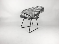 Bertoia diamond chair in black - eyespy