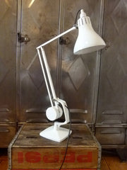 Hadrill & Horstman counterweight desk lamp - eyespy