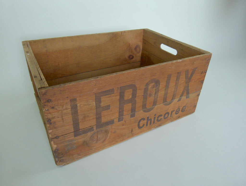 Vintage French Leroux wooden storage crate - eyespy