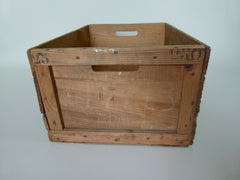 Vintage French Leroux wooden storage crate - eyespy