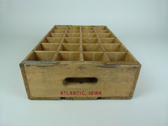 Vintage 'Fresh Up' 7up crate - 24 section - eyespy