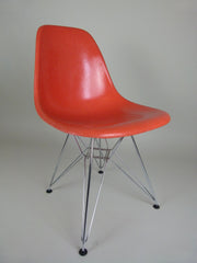 Original vintage Eames Herman Miller Eiffel base fibreglass side chairs - eyespy