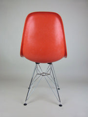 Original vintage Eames Herman Miller Eiffel base fibreglass side chairs - eyespy