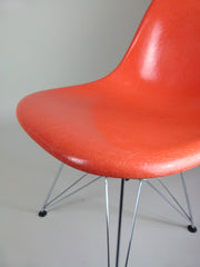 Original vintage Eames Herman Miller Eiffel base fibreglass side chairs - eyespy