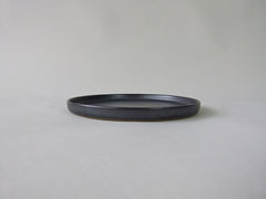 French Stoneware Grès de Puisayeplate by Les Guimards. Anthracite - Medium - eyespy